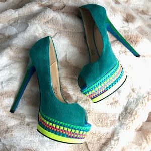SCENE high heel shoes